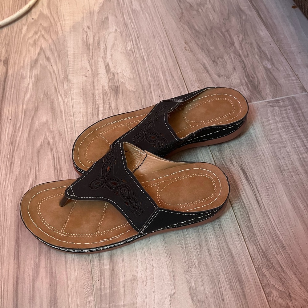 Flip flops - Picture 2 of 4